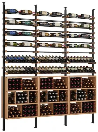 Découvrez l'agencement sur mesure de caves à vin, alliant design contemporain et fonctionnalité pour un rangement parfait de vos bouteilles.